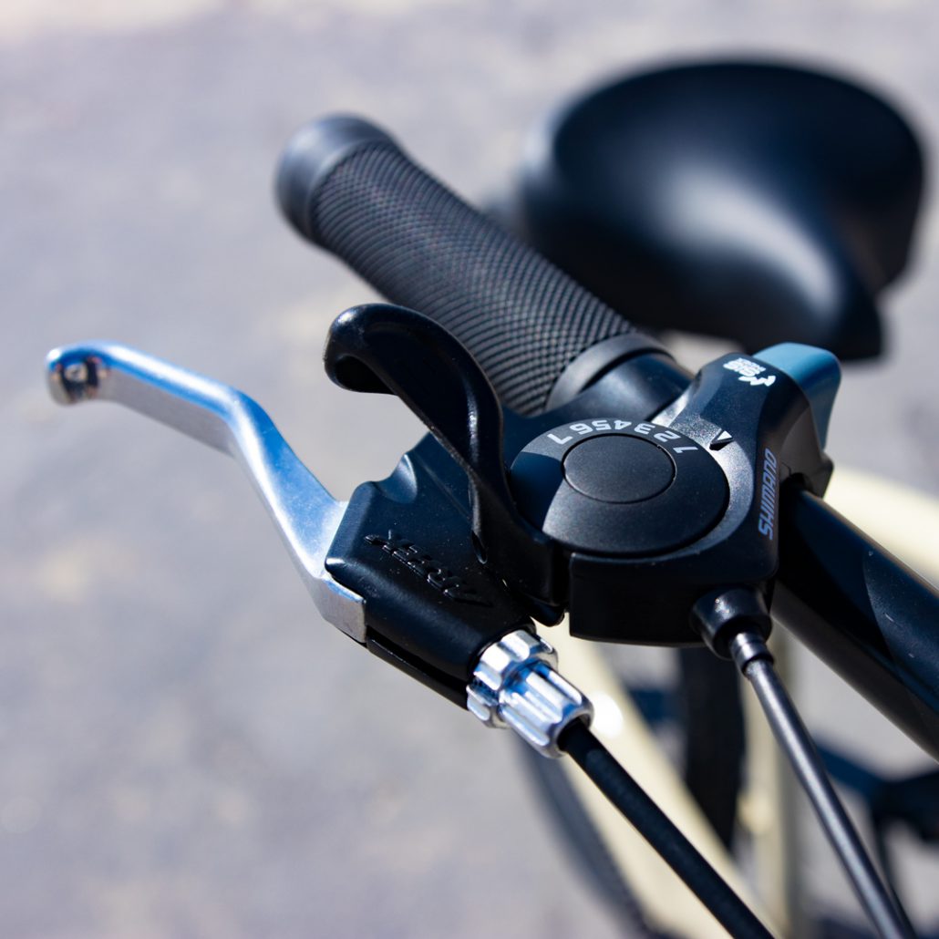 HBBC Men's Beach Cruiser Sand – shifter detail
