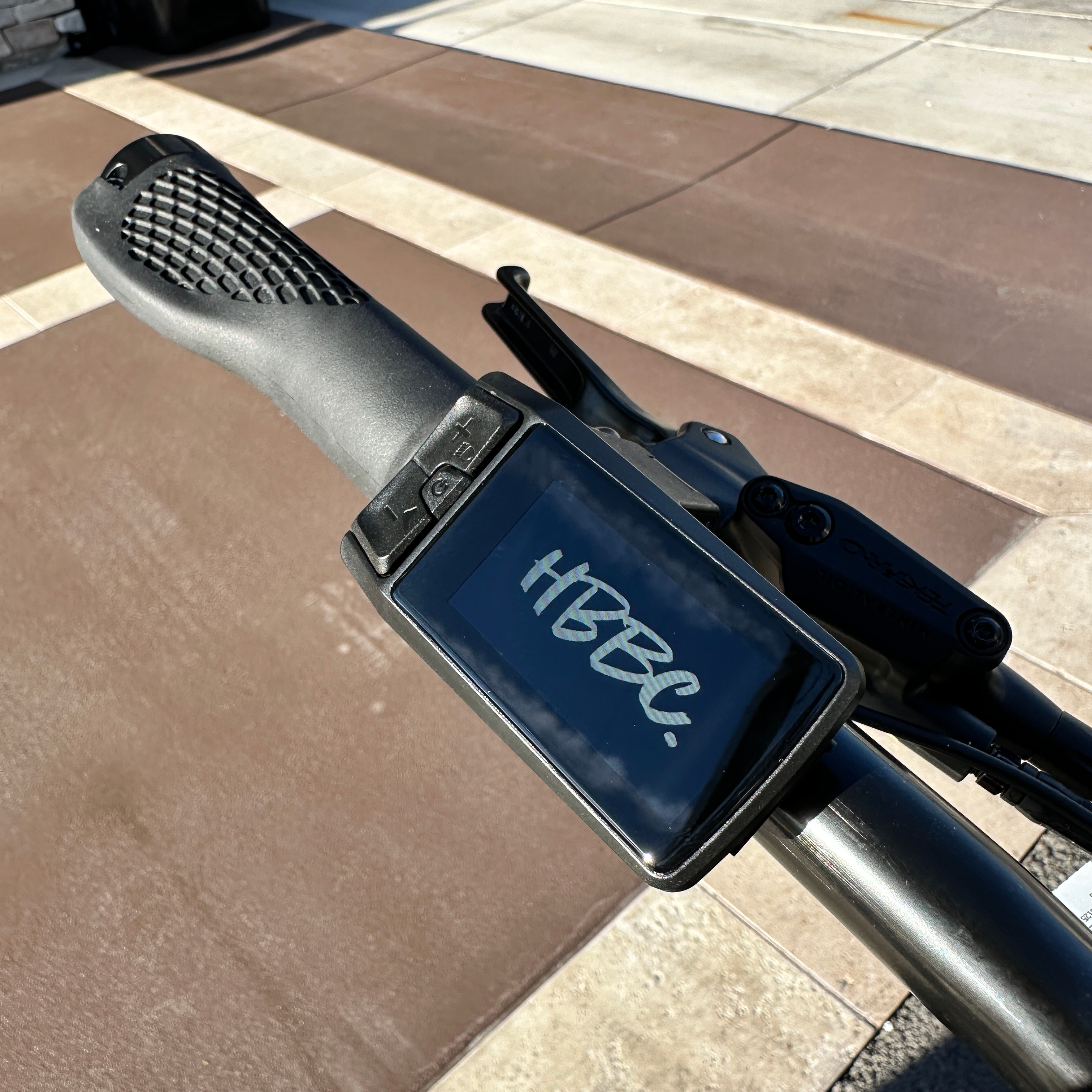 HBBC Men's Electric Cruiser - Putty