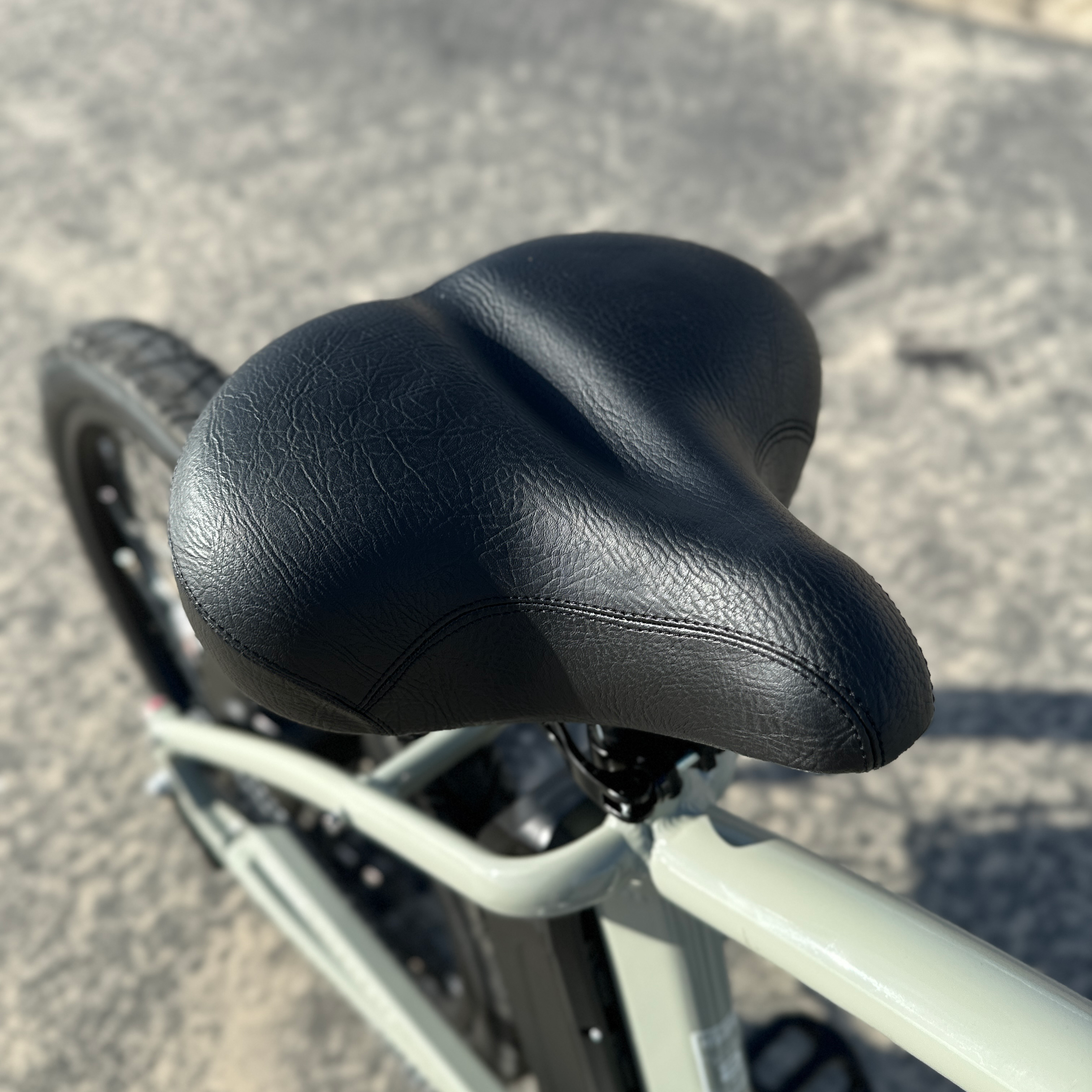 HBBC Men's Electric Cruiser - Putty