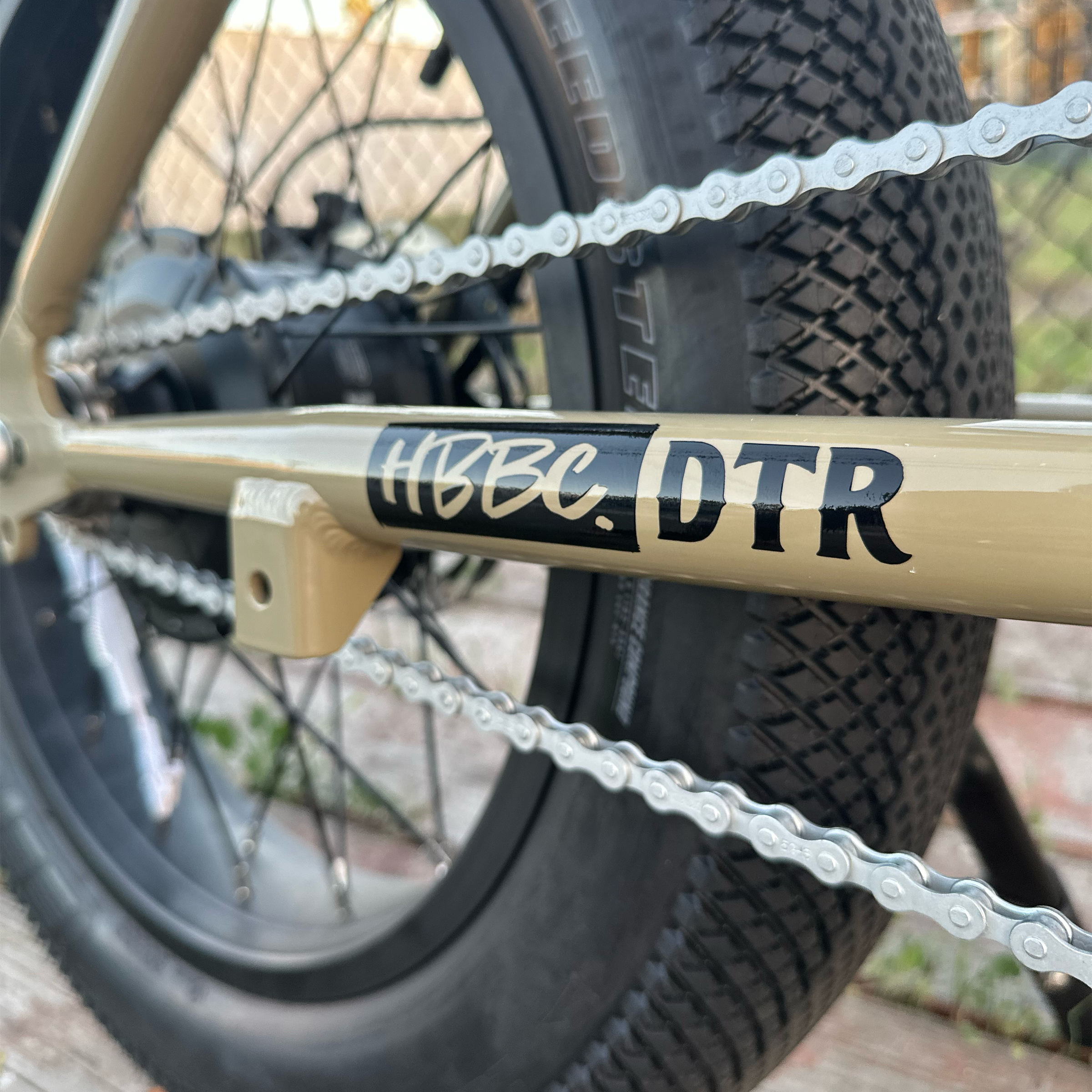 HBBC DTR Premium 20" Electric Bike - PUTTY