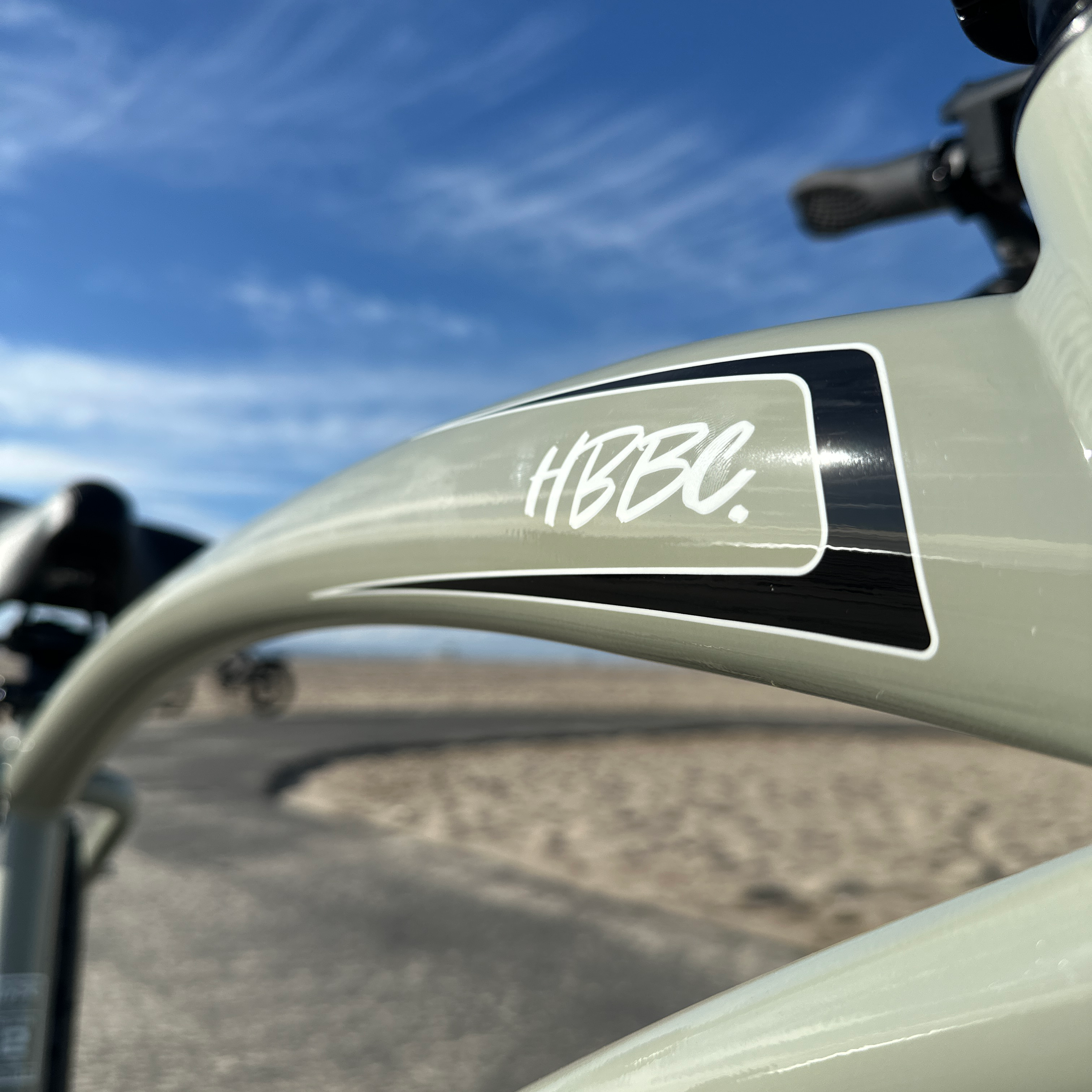 HBBC Men's Electric Cruiser - Putty