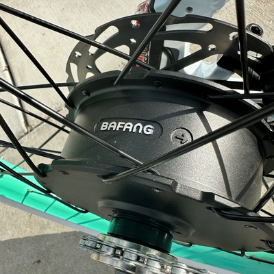 HBBC Women's Electric Cruiser - White/Mint