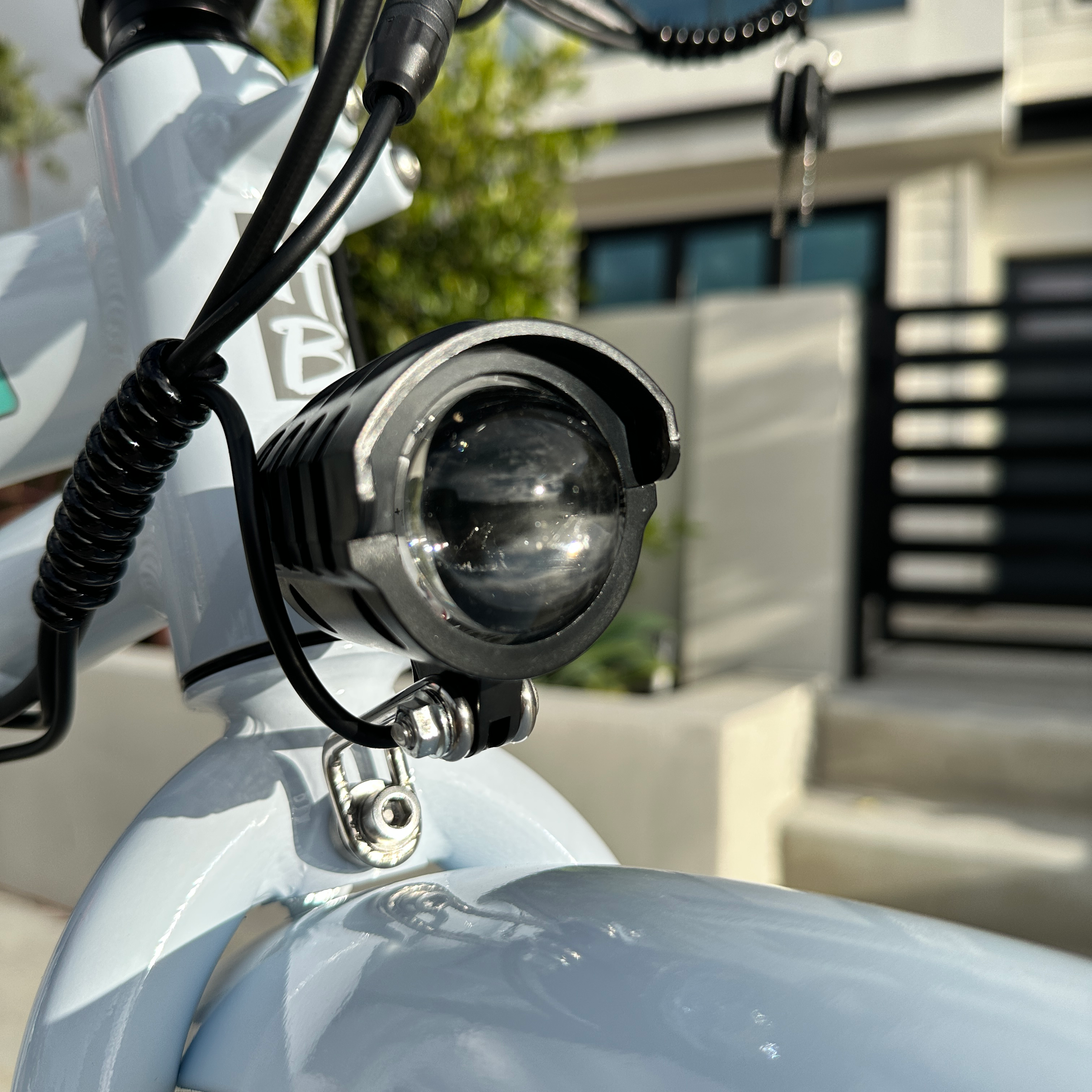 HBBC Women's Electric Cruiser - White/Mint