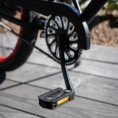 SKULLXBONES Men's Beach Cruiser - Flat Black/Red - Pedal Detail