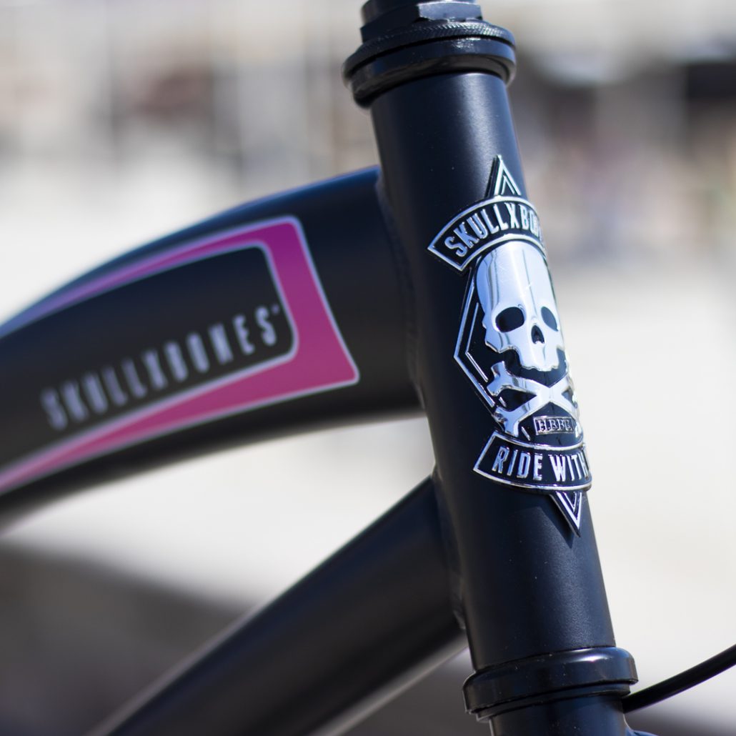 SKULLXBONES Women's Beach Cruiser 3 Speed - FLAT BLACK/PINK