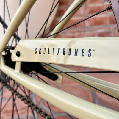 SKULLXBONES Women's Beach Cruiser - GLOSS VANILLA/BROWN